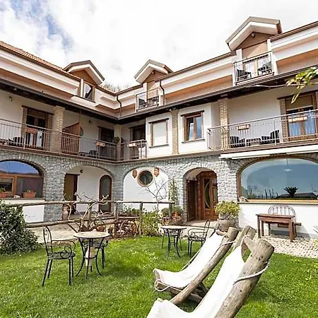 Italia 4*