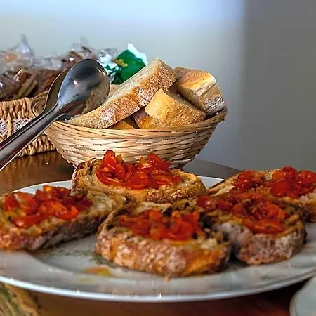 Italia فندق مبيت وإفطار 4*